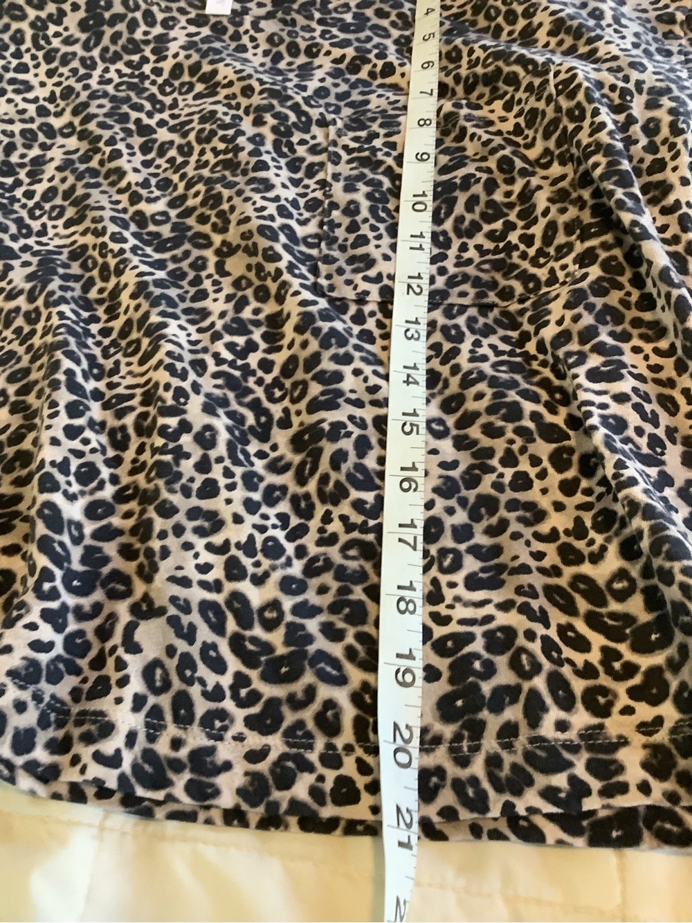 You Are Gorgeous Leopard Print Tee - Black and Cream. - Picture 5 of 5